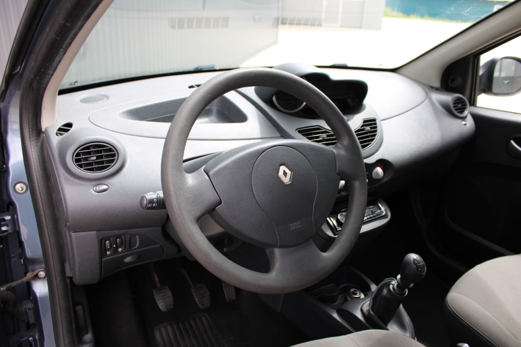 Renault TWINGO, foto 7 van 20