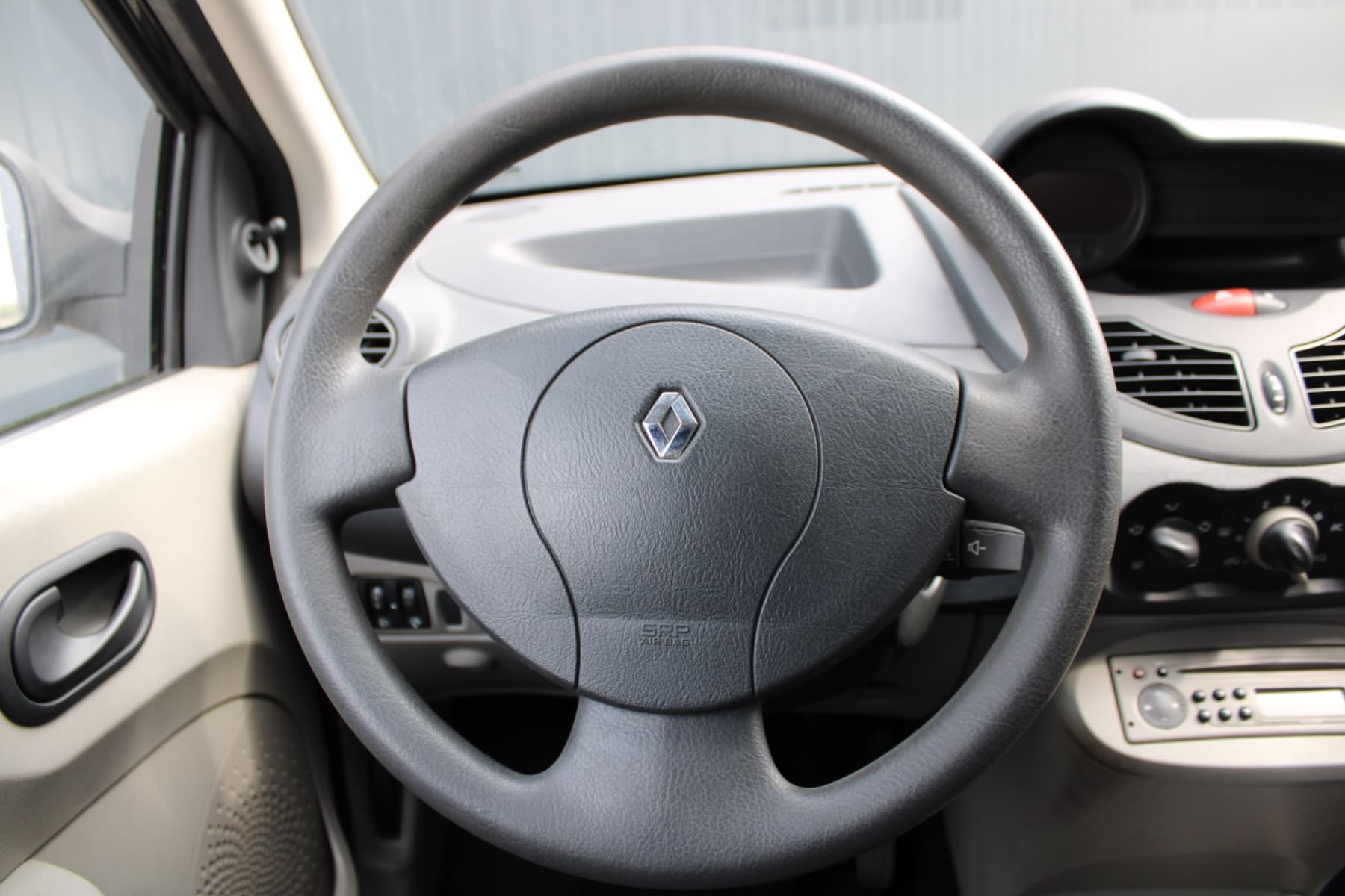 Renault TWINGO, foto 18 van 18