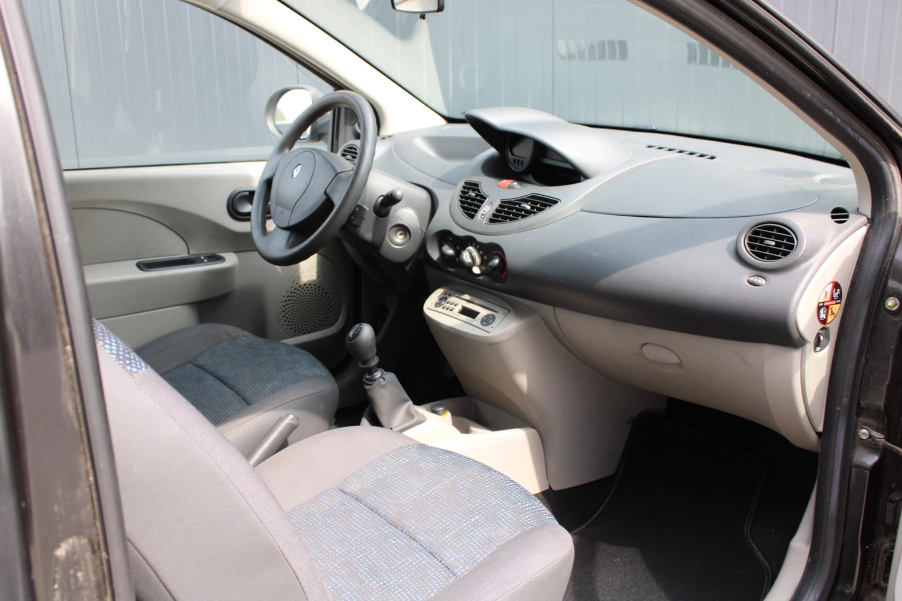 Renault TWINGO, foto 17 van 18
